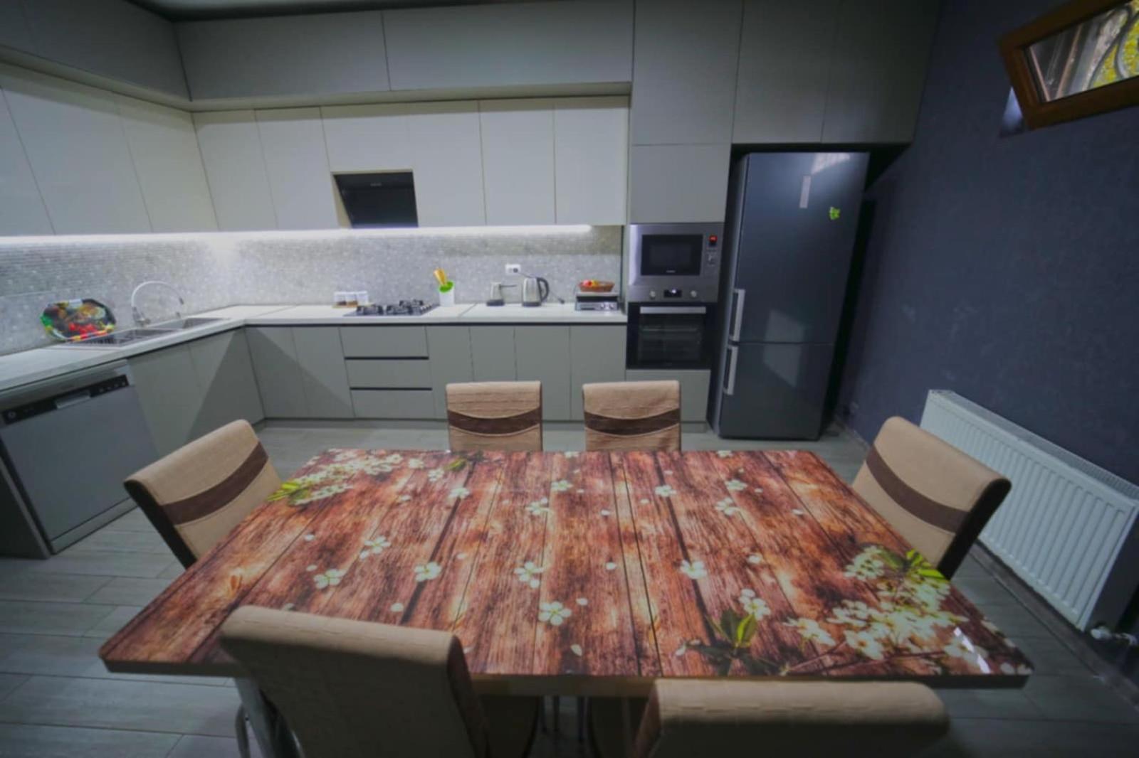 Komfort Apartment Tbilisi